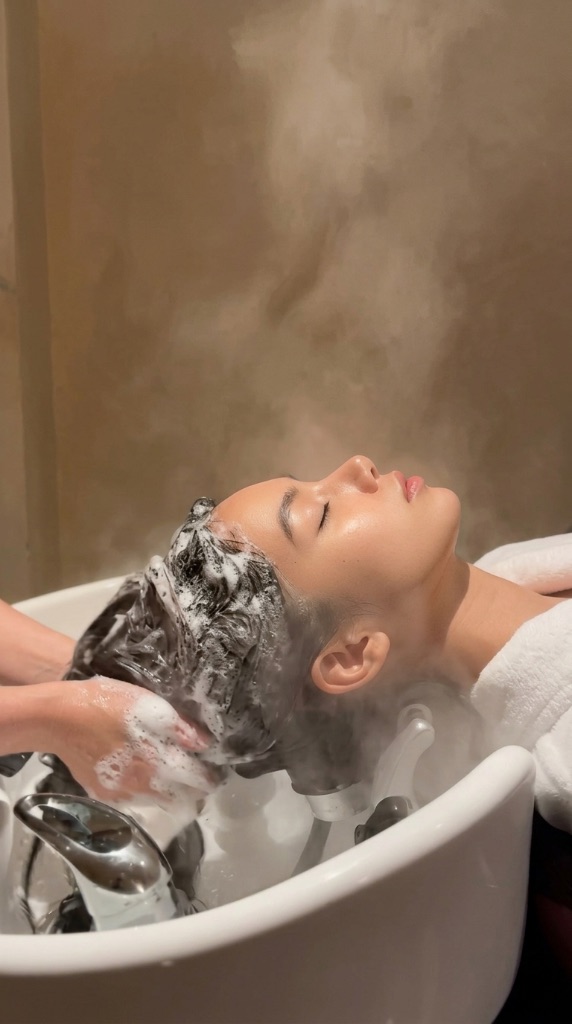 ヘッドスパ スチームシャンプー施術